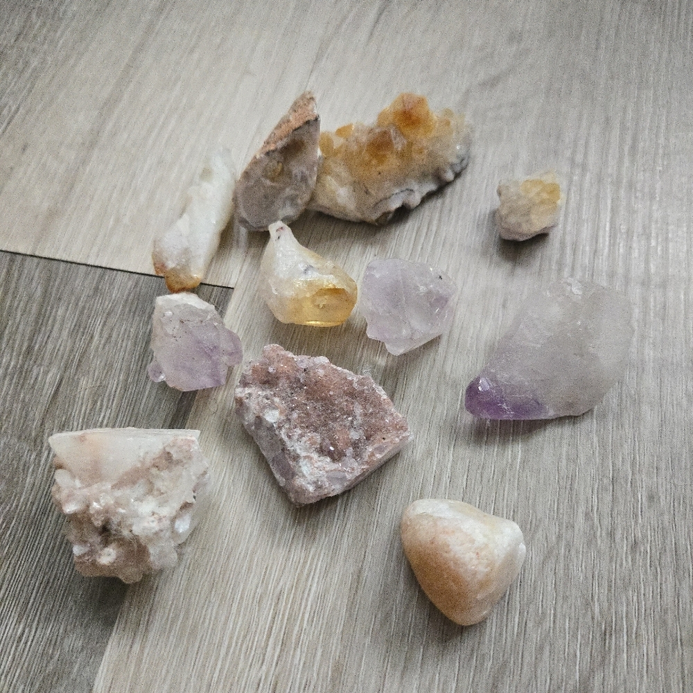 Crystal Lot Spirit Quartz Cluster Lot + Amethyst+ Citrine 7.87 oz / .49 lbs